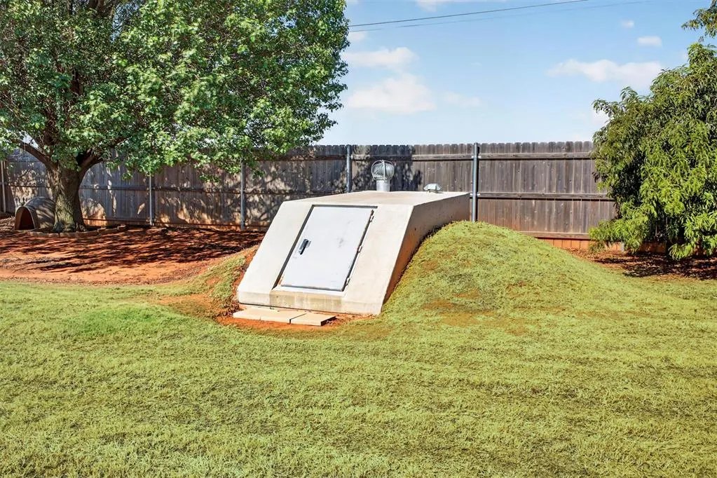 Photo 25 — 920 McDonald Terrace, Cordell, OK 73632