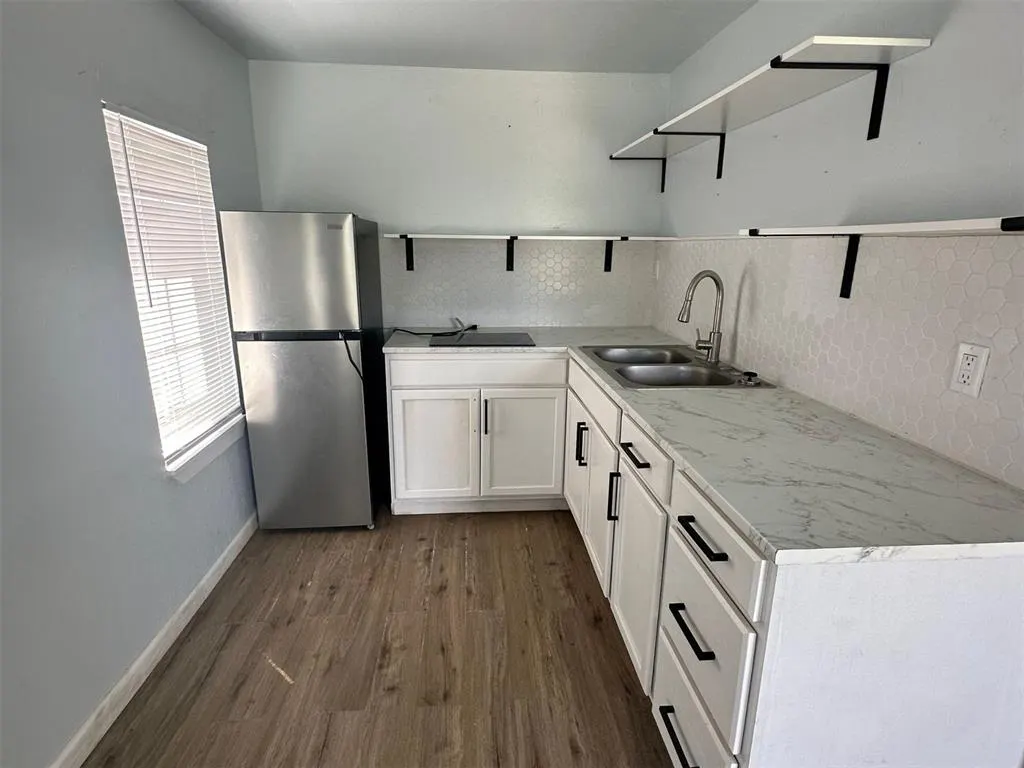 Photo 21 — 402 NW 3rd Street, Lawton, OK 73507