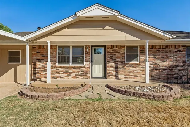 Photo 6 — 1617 NE 6th Terrace, Oklahoma City, OK 73160