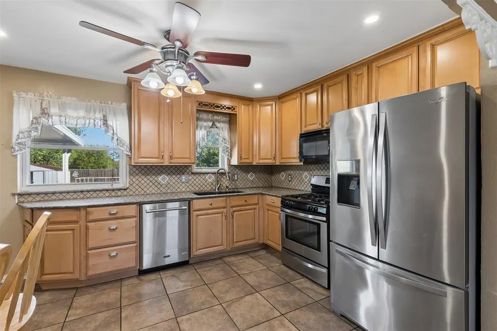 Photo 15 — 1617 NE 6th Terrace, Oklahoma City, OK 73160