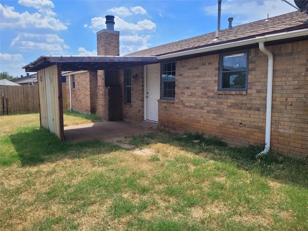 Photo 11 — 10012 S Douglas Avenue, Oklahoma City, OK 73139