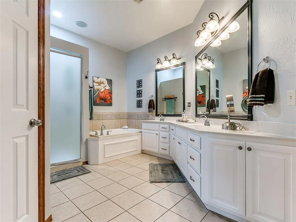 Photo 41 — 2512 SW 141st Street, Oklahoma City, OK 73170
