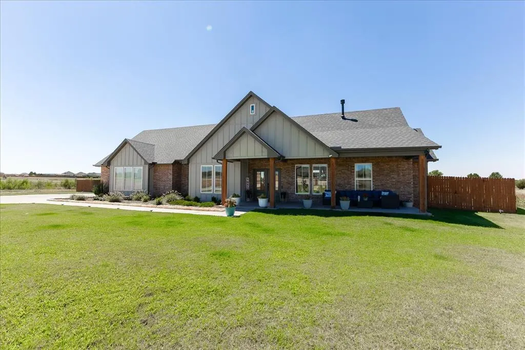 Front exterior — 4642 Vista Reach Circle, Edmond, OK 73025