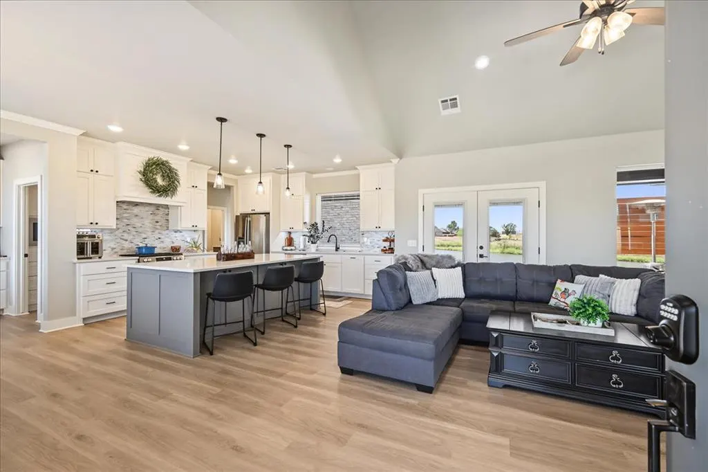 Photo 7 — 4642 Vista Reach Circle, Edmond, OK 73025