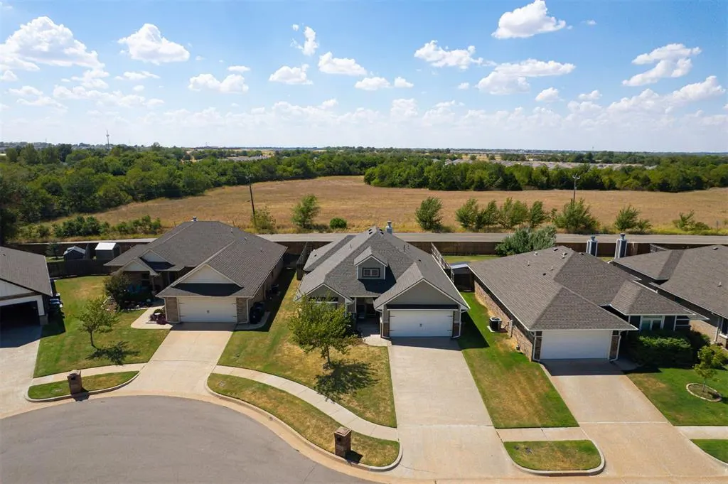 Photo 37 — 4317 Palisade Lane, Oklahoma City, OK 73179