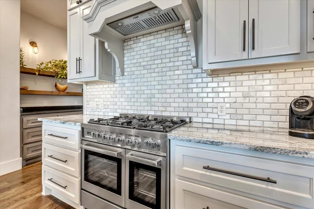 Photo 8 — 217 Pont Julienn Court, Edmond, OK 73034