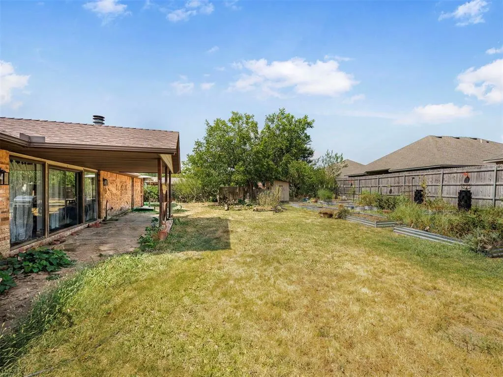 Photo 24 — 10529 NW 40th Street, Yukon, OK 73099
