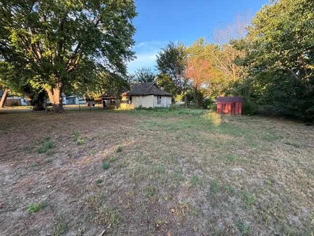 Photo 12 — 205 Carter Drive, Elmore City, OK 73433