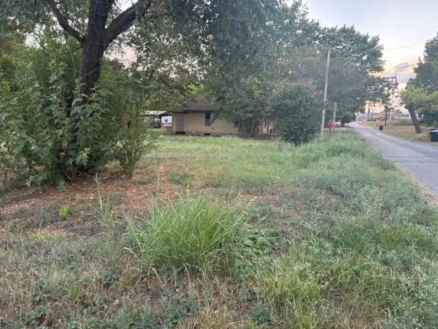 Photo 16 — 205 Carter Drive, Elmore City, OK 73433
