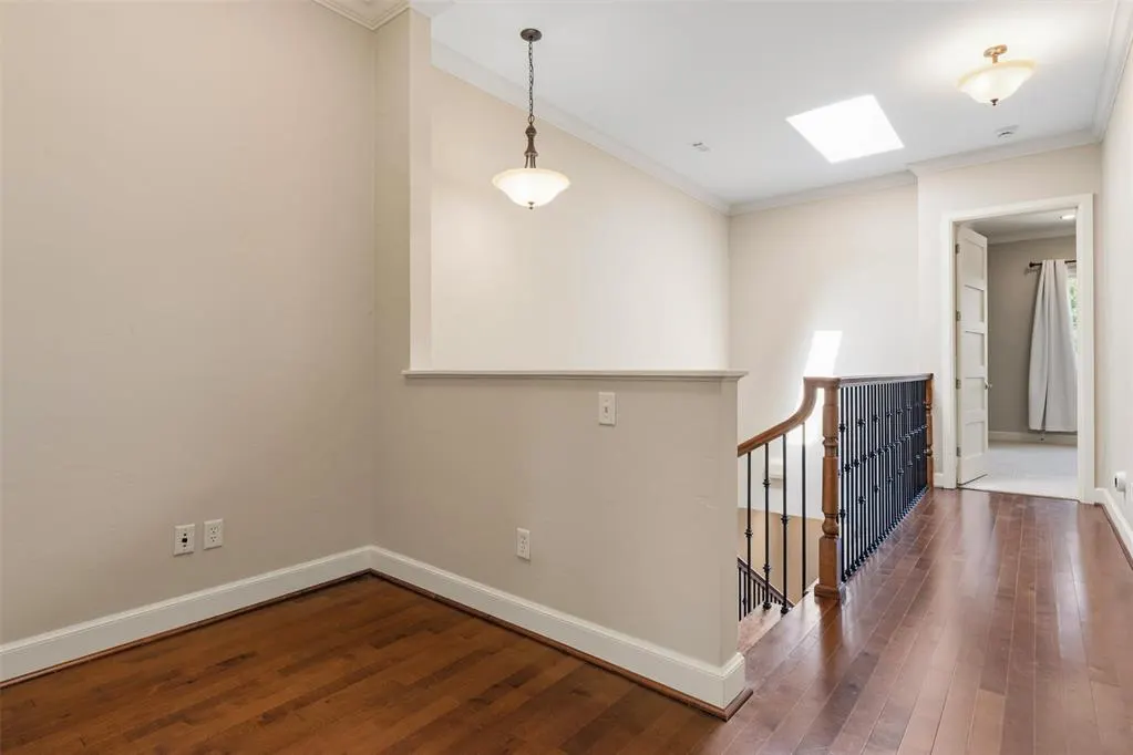 Photo 15 — 402 NE 2nd Street, Oklahoma City, OK 73104