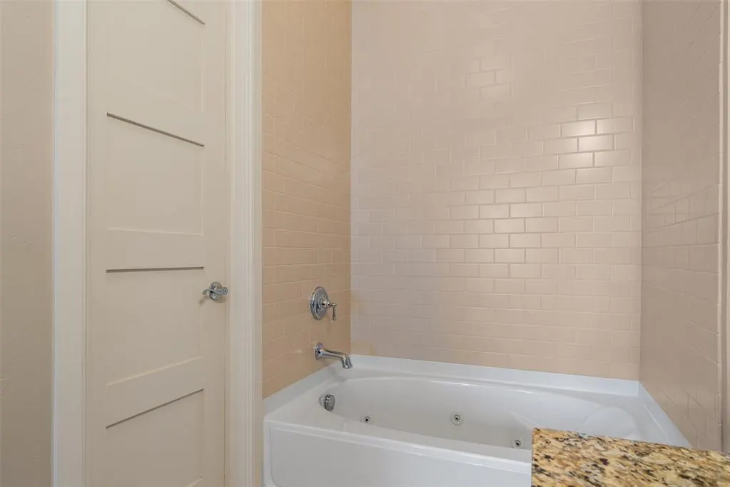 Photo 29 — 402 NE 2nd Street, Oklahoma City, OK 73104