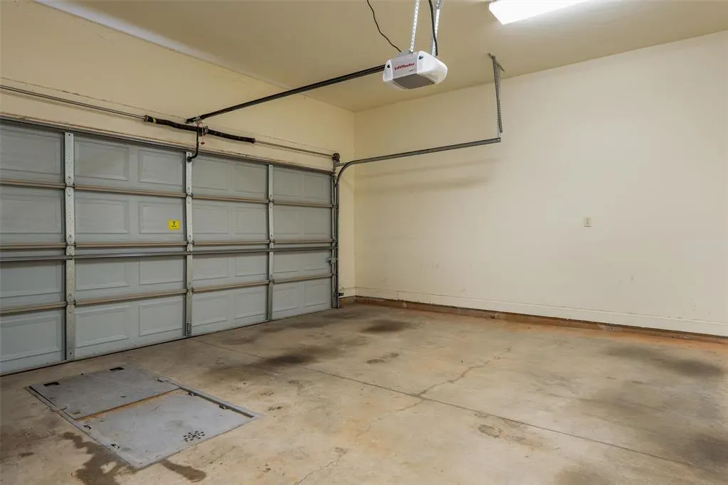 Photo 31 — 402 NE 2nd Street, Oklahoma City, OK 73104