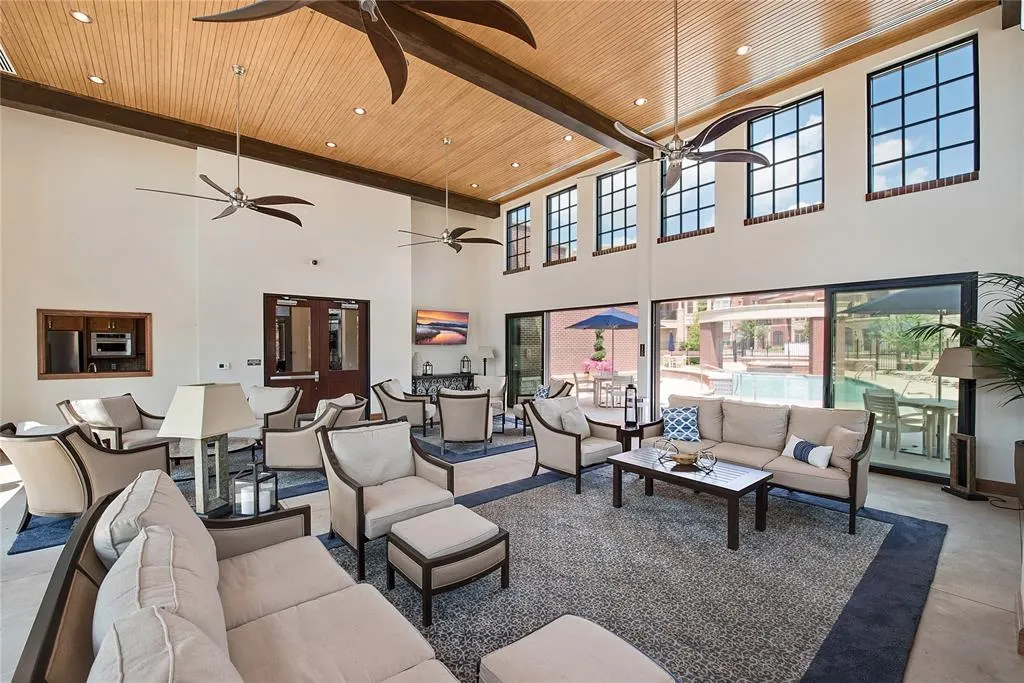 Photo 44 — 402 NE 2nd Street, Oklahoma City, OK 73104