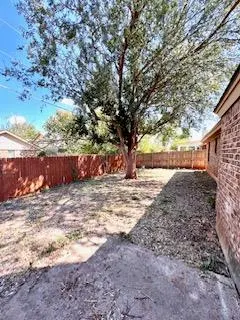 Photo 4 — 12416 Covey Creek Drive, Oklahoma City, OK 73142