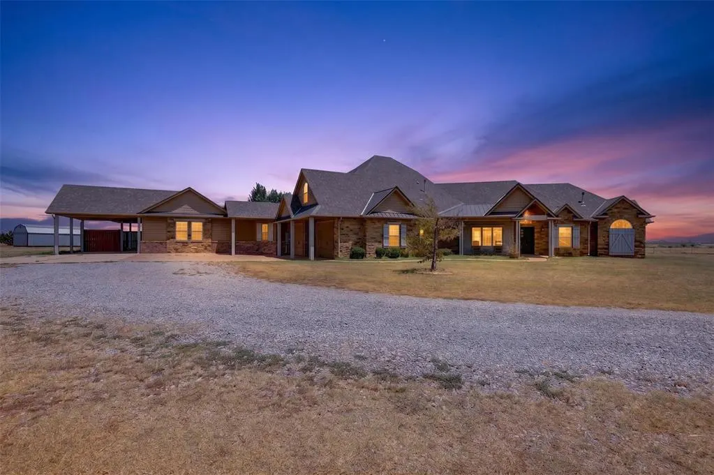 Front exterior — 7146 NE Mustang Road, Piedmont, OK 73078