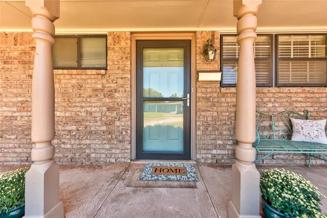 Photo 3 — 202 E Cherry Avenue, Yukon, OK 73099