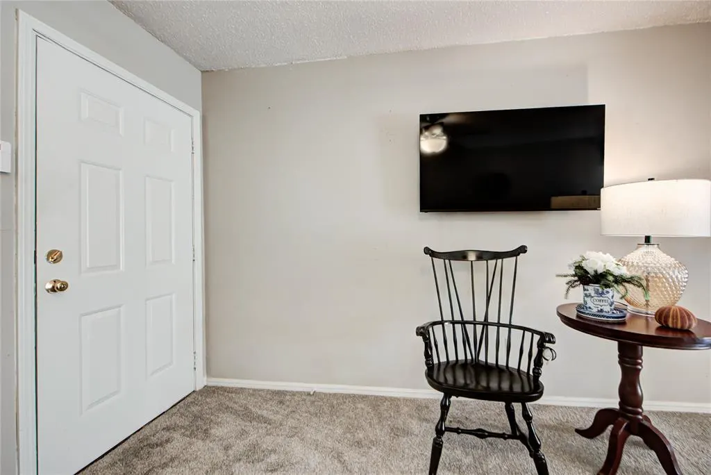 Photo 5 — 202 E Cherry Avenue, Yukon, OK 73099