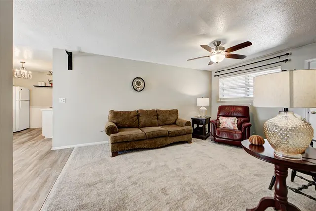 Photo 8 — 202 E Cherry Avenue, Yukon, OK 73099