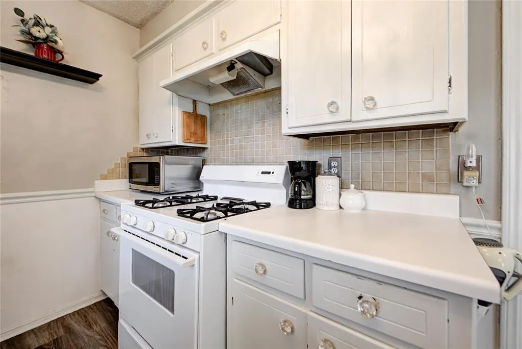 Photo 19 — 202 E Cherry Avenue, Yukon, OK 73099