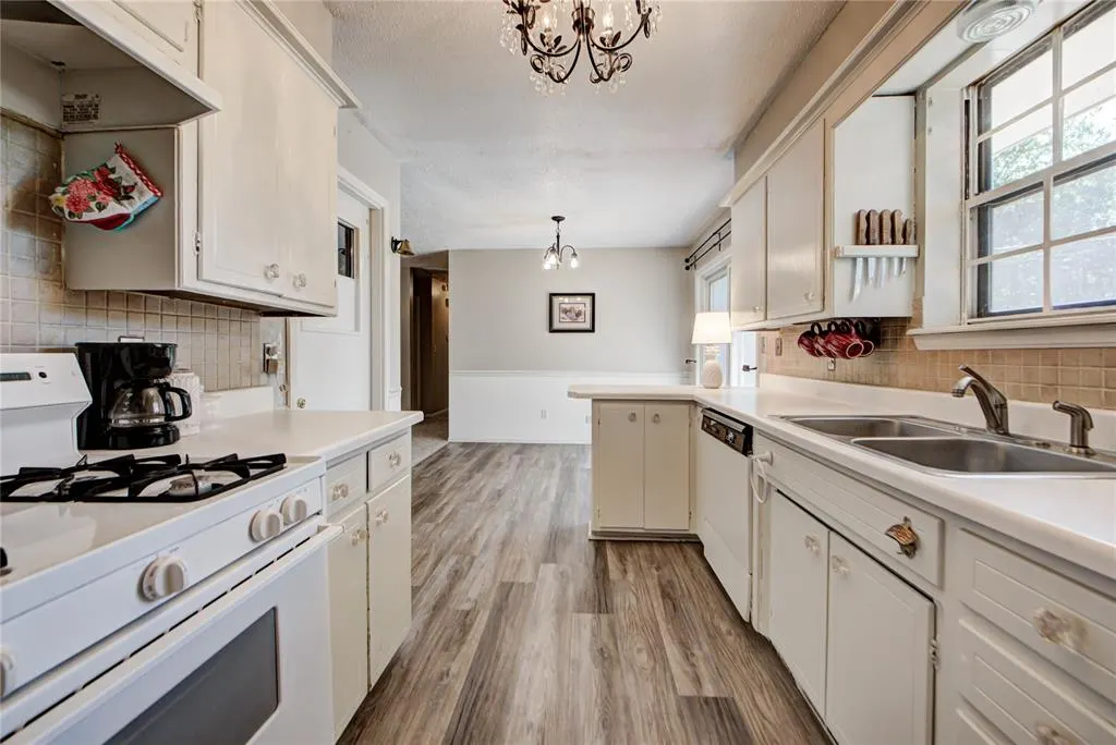 Photo 22 — 202 E Cherry Avenue, Yukon, OK 73099