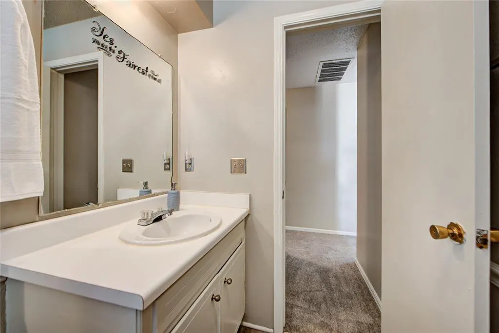 Photo 29 — 202 E Cherry Avenue, Yukon, OK 73099