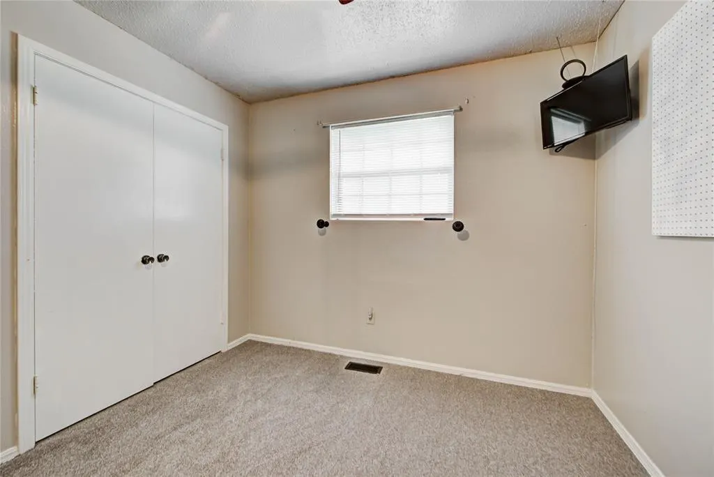 Photo 35 — 202 E Cherry Avenue, Yukon, OK 73099