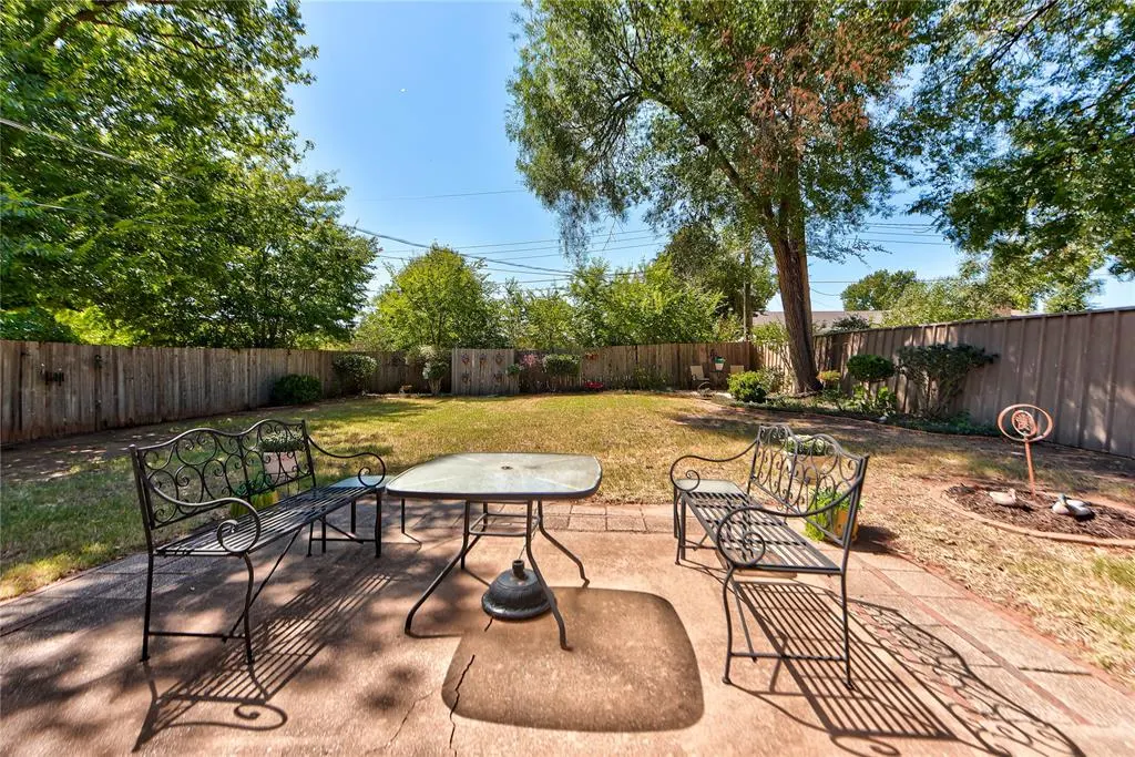 Photo 38 — 202 E Cherry Avenue, Yukon, OK 73099