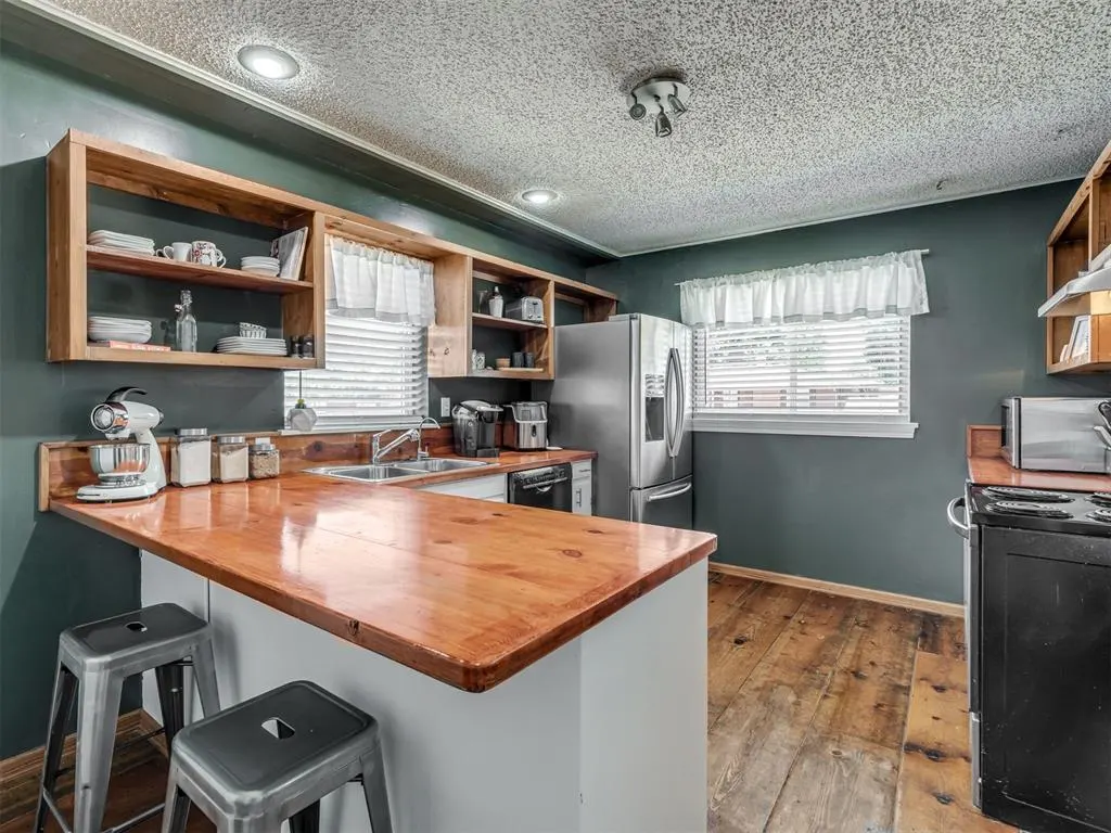Photo 7 — 4104 NW 21st Street, Oklahoma City, OK 73107
