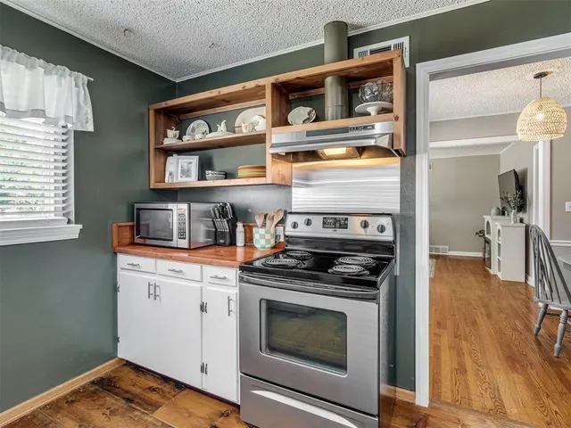 Photo 8 — 4104 NW 21st Street, Oklahoma City, OK 73107