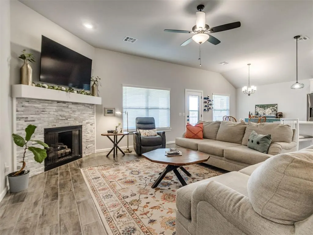 Photo 9 — 2100 Norwood Drive, Norman, OK 73026