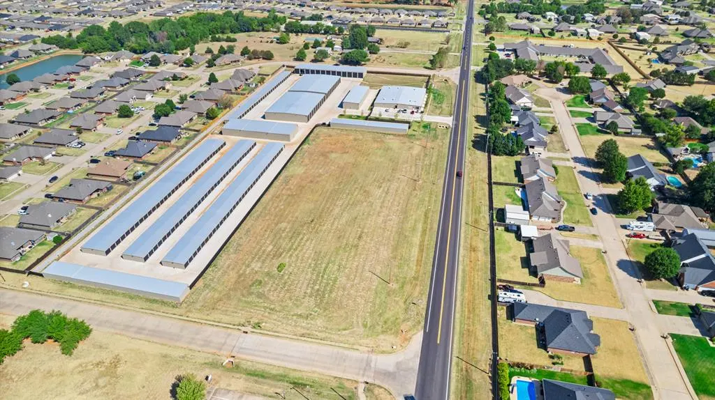 Photo 2 — N Clear Springs Road, Mustang, OK 73064