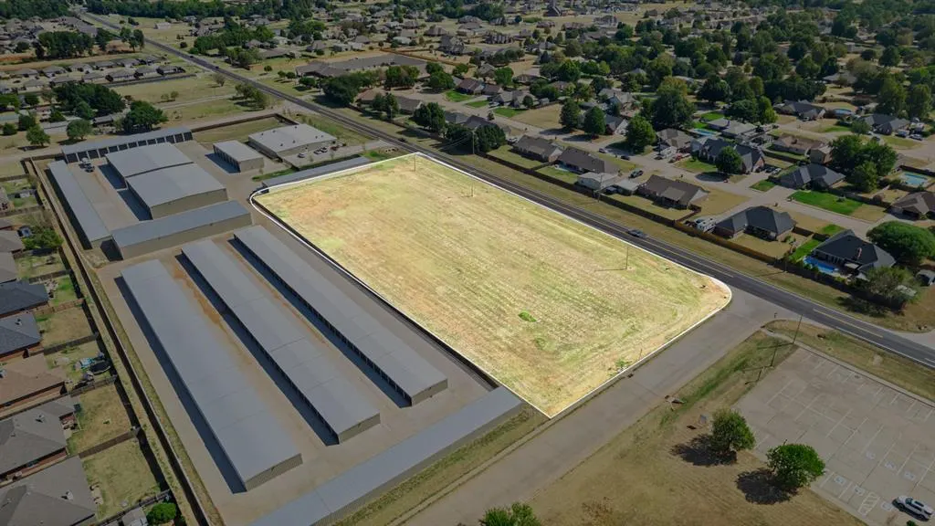 Photo 13 — N Clear Springs Road, Mustang, OK 73064