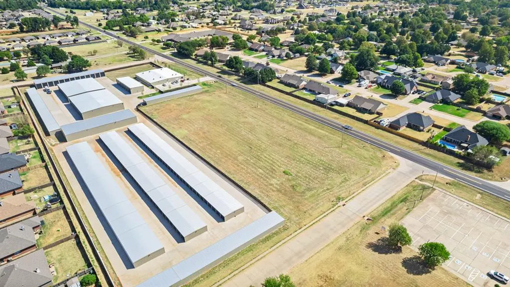 Photo 14 — N Clear Springs Road, Mustang, OK 73064