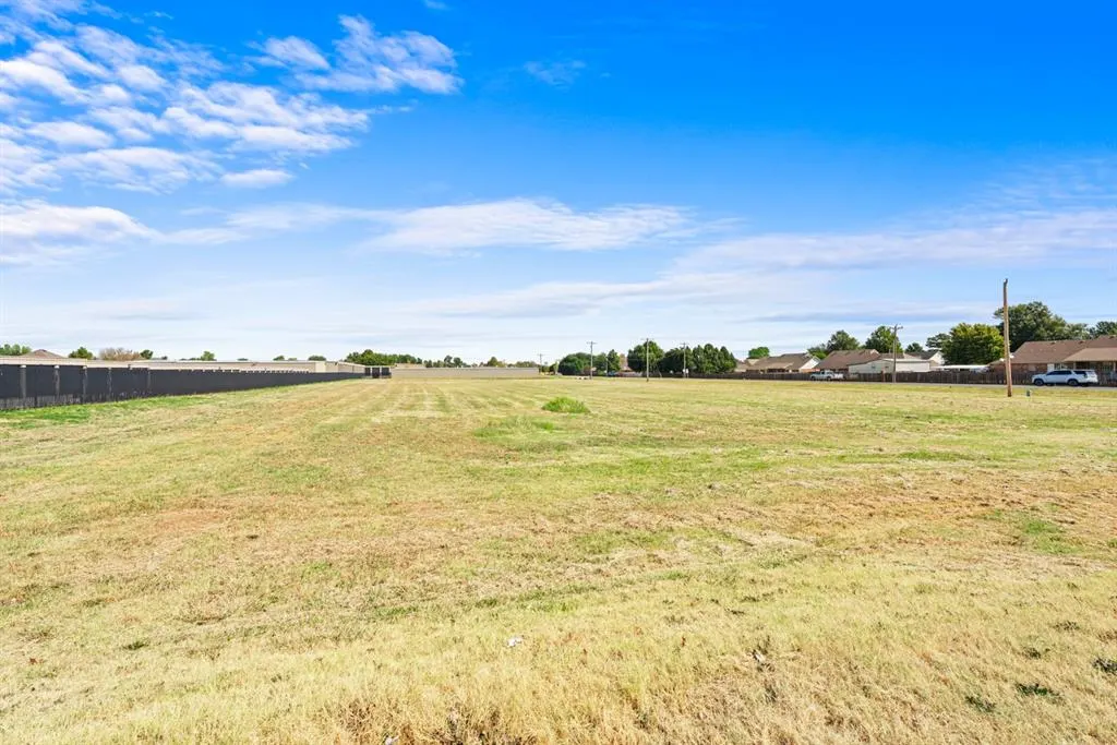 Photo 21 — N Clear Springs Road, Mustang, OK 73064