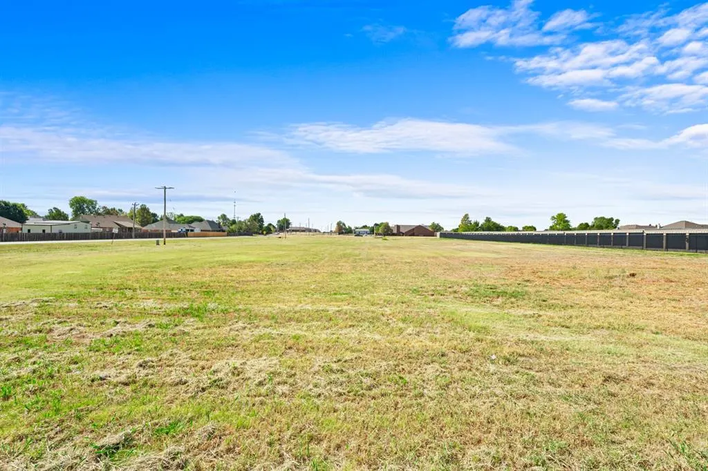 Photo 26 — N Clear Springs Road, Mustang, OK 73064
