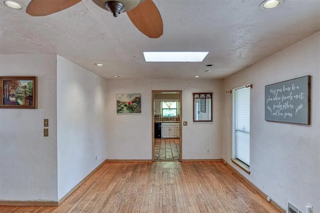 Photo 7 — 3939 Cashion Place, Oklahoma City, OK 73112