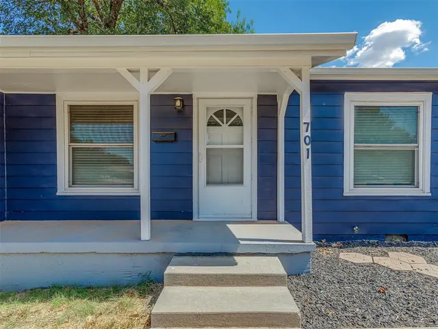 Photo 4 — 701 S 14th Street, Chickasha, OK 73018