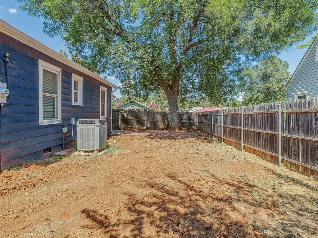 Photo 25 — 701 S 14th Street, Chickasha, OK 73018