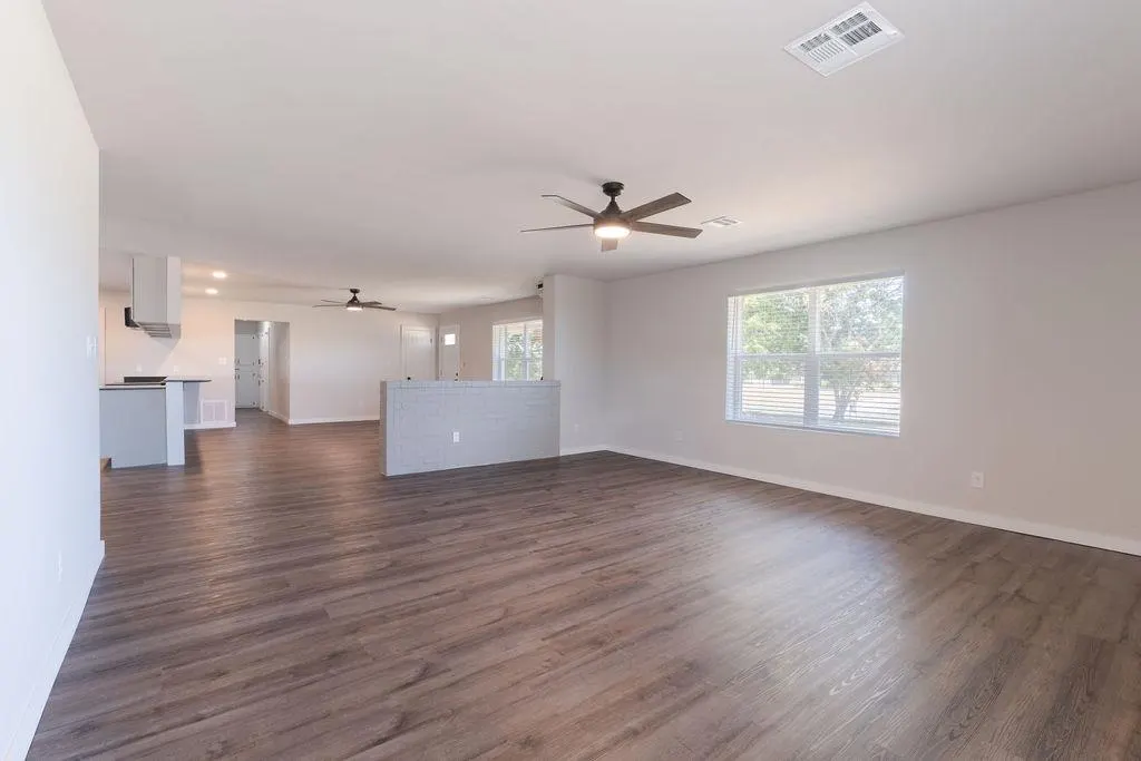 Photo 9 — 13300 SE 19th Street, Choctaw, OK 73020