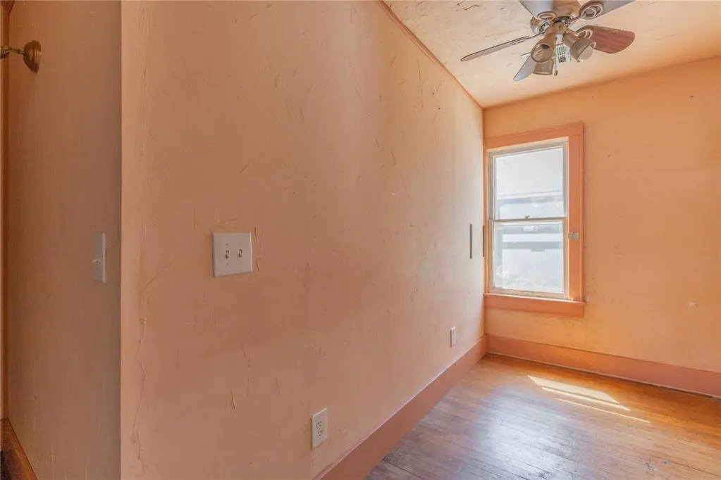 Photo 11 — 1402 S 19th Street, Chickasha, OK 73018