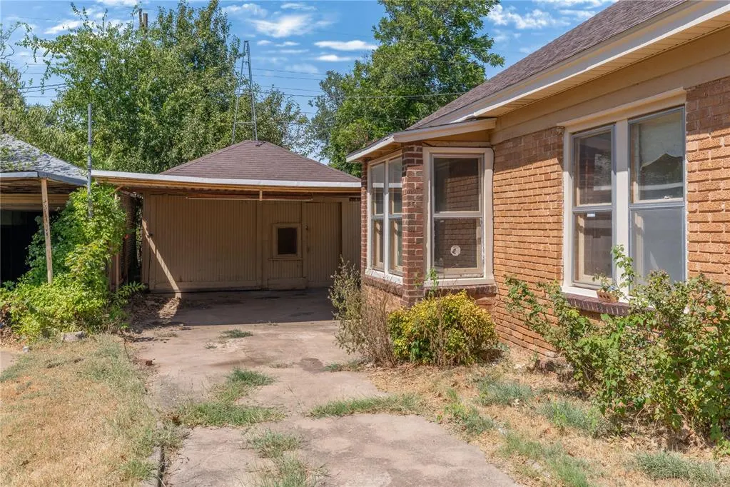 Photo 22 — 1402 S 19th Street, Chickasha, OK 73018