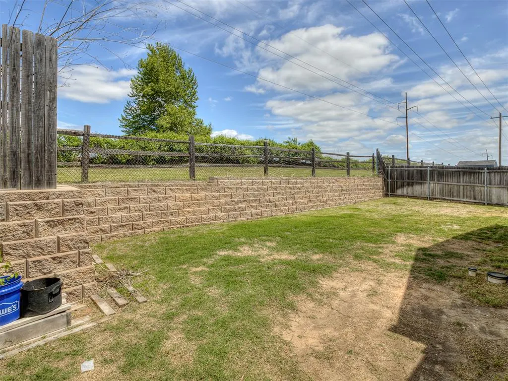 Photo 44 — 1609 SW 157th Street, Oklahoma City, OK 73170