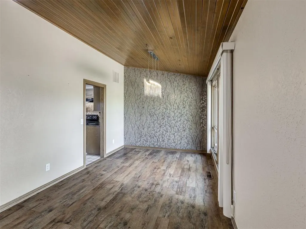 Photo 16 — 907 Leisure Drive, Midwest City, OK 73110