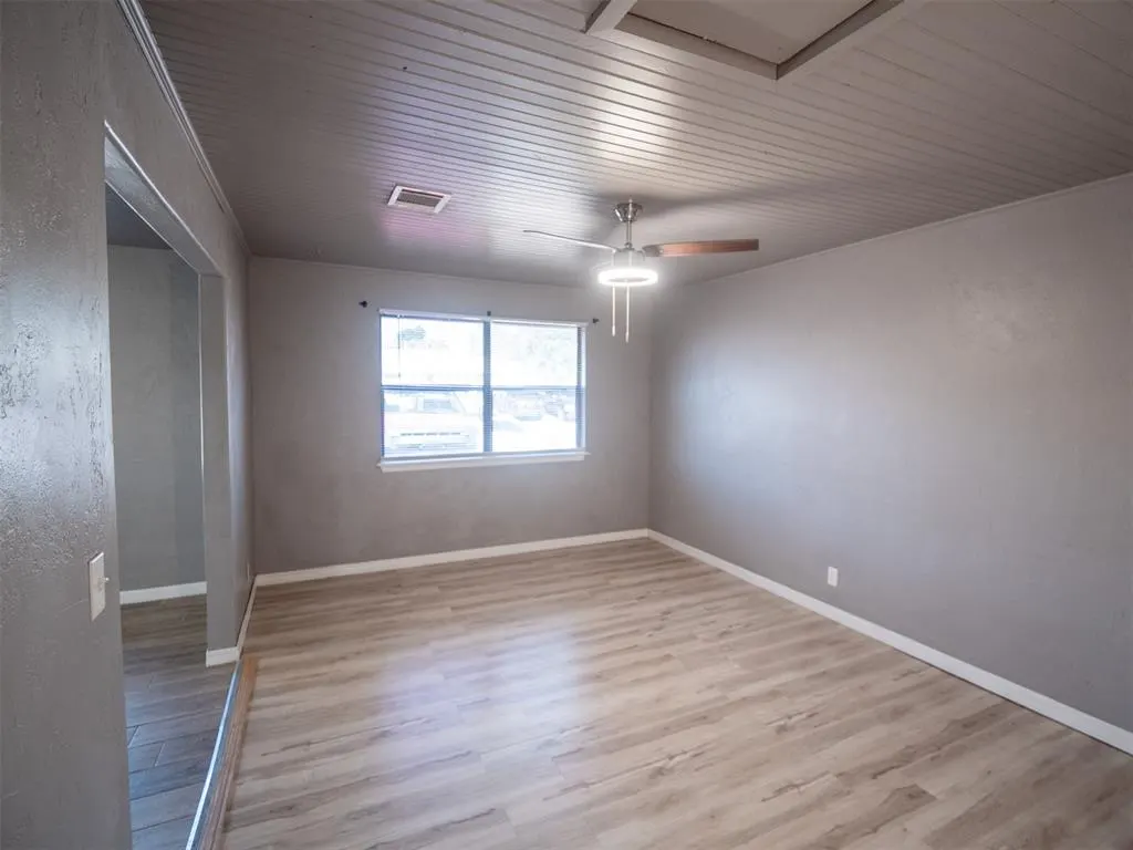Photo 20 — 242 S Janeway Avenue, Moore, OK 73160