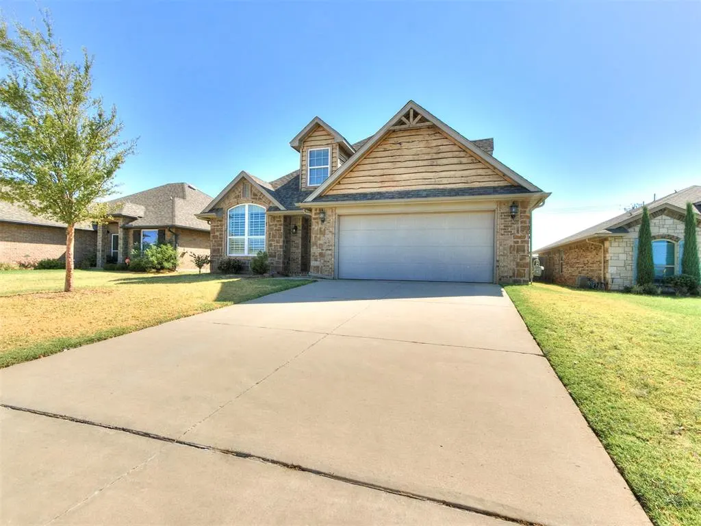 Photo 3 — 15808 Montague Drive, Edmond, OK 73013