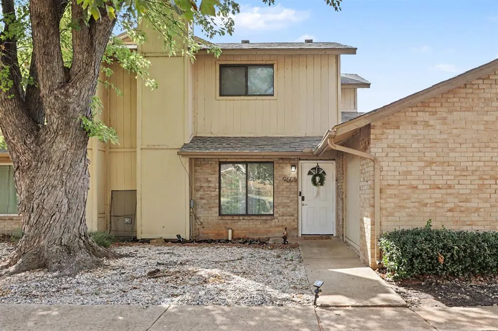 Front exterior — 9605 Hefner Village Boulevard, Oklahoma City, OK 73162