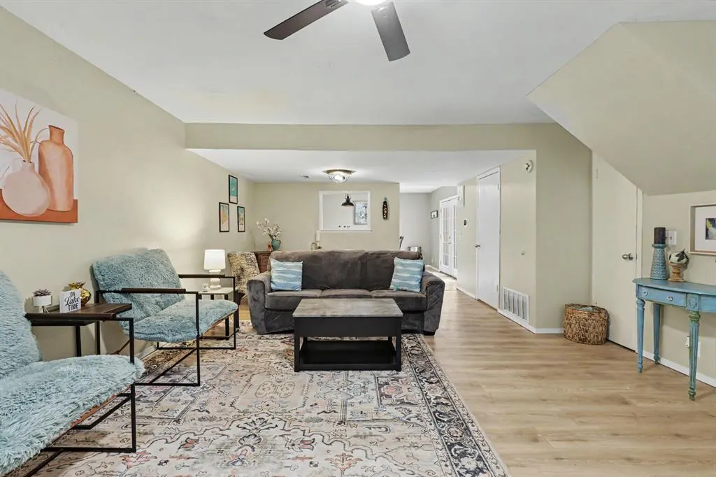 Photo 9 — 9605 Hefner Village Boulevard, Oklahoma City, OK 73162