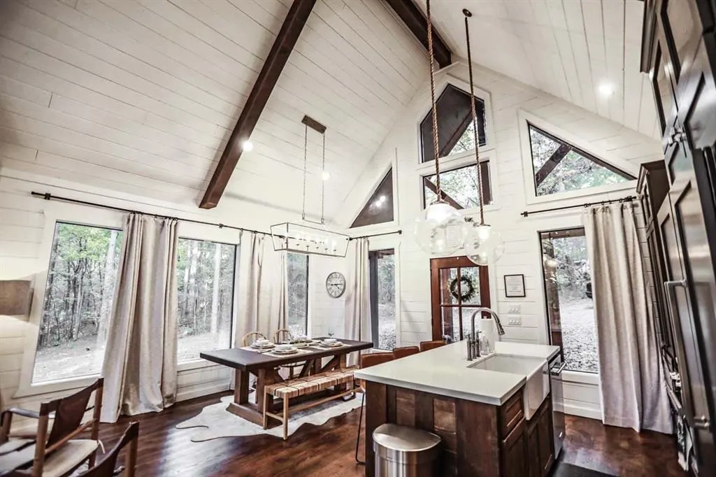 Photo 4 — 1259 Southern Hills Circle, Broken Bow, OK 74728