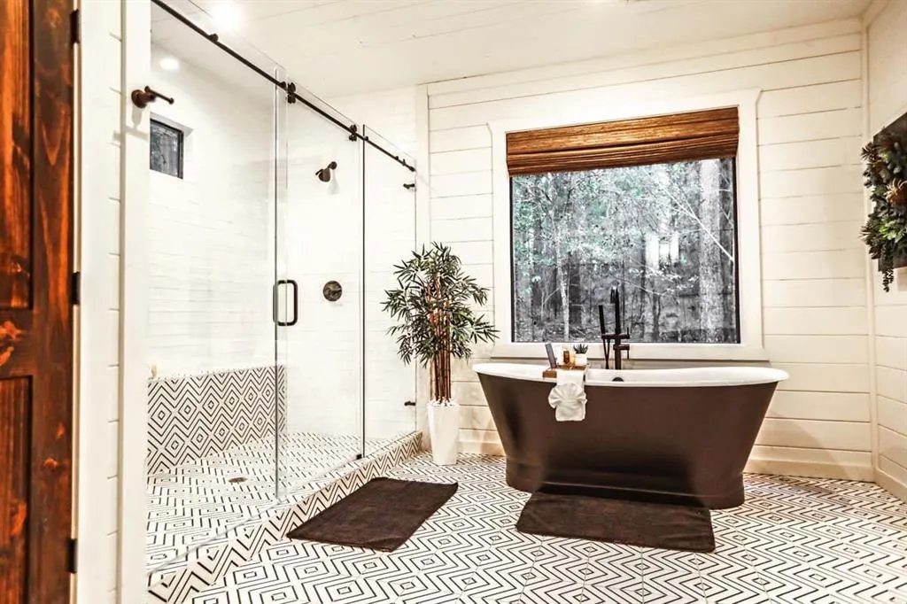 Photo 12 — 1259 Southern Hills Circle, Broken Bow, OK 74728