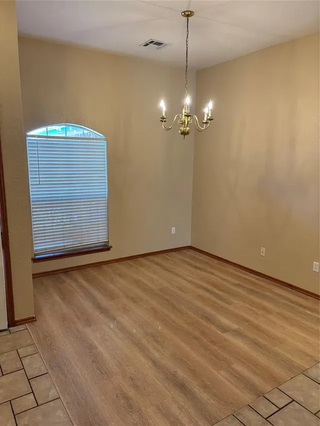 Photo 3 — 8204 Prairie Ridge Road, Oklahoma City, OK 73135